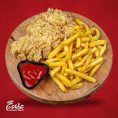 3 تکه فیله مرغ سوخاری شده ، سیب زمینی سرخ کرده ، نان بروچن و سالاد کلم چیکن استریپس سه تکه